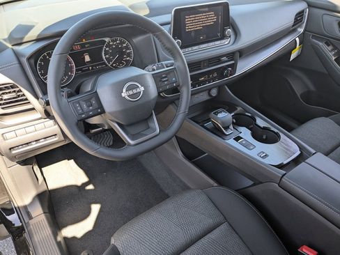 New 2026 Nissan Rogue SV FWD image 11