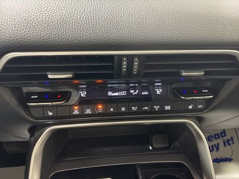 Used 2024 MAZDA CX-90 3.3 Turbo w/ Preferred Plus image 20