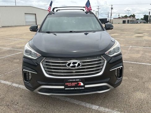 Used 2017 Hyundai Santa Fe FWD image 8