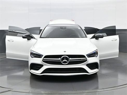 Used 2021 Mercedes-Benz CLA 35 AMG 4MATIC image 32