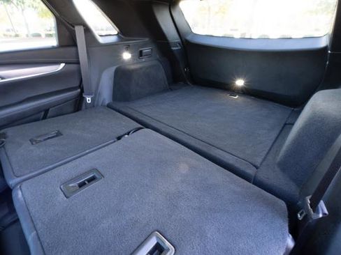 Used 2022 Cadillac XT5 Luxury image 29