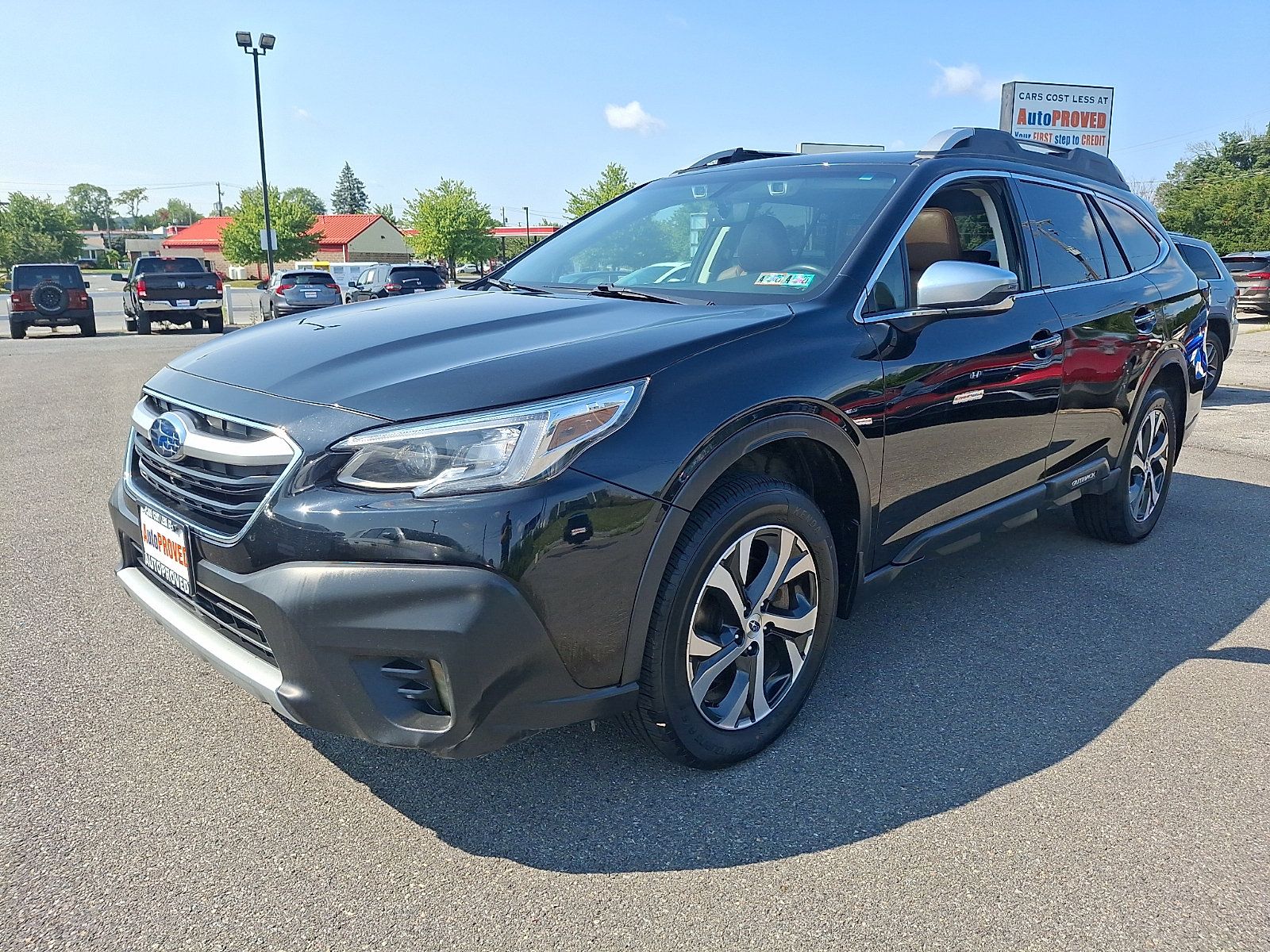 Used 2022 Subaru Outback Touring w/ Popular Package #2 AWD/4WD image 3