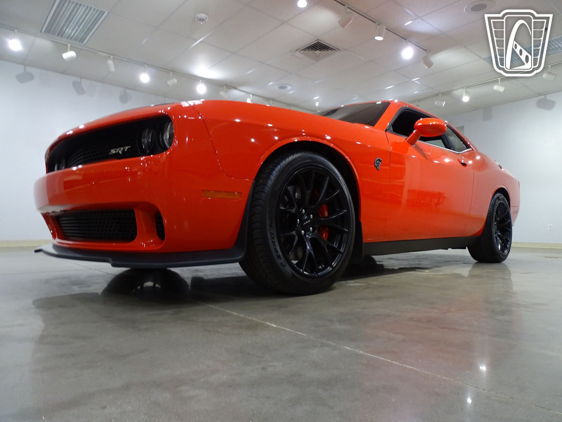 Used 2016 Dodge Challenger SRT Hellcat RWD image 4