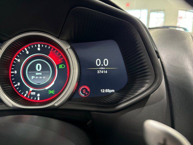Used 2019 Aston Martin DB11 Volante RWD image 63