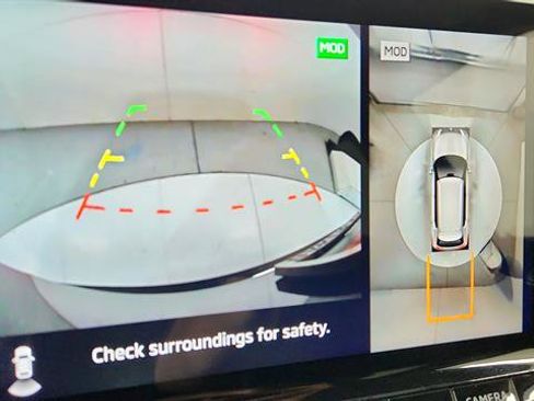 Used 2024 Mitsubishi Outlander SE image 17