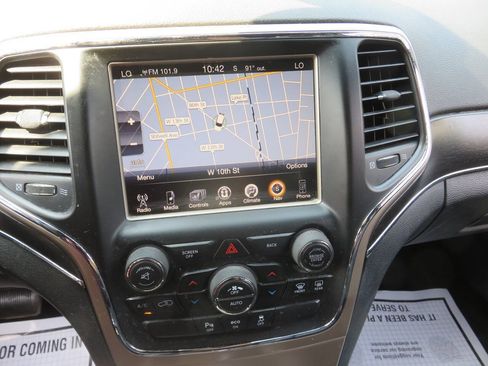 Used 2015 Jeep Grand Cherokee Limited AWD/4WD image 18