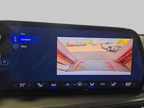 New 2026 Chevrolet Traverse LT FWD image 26