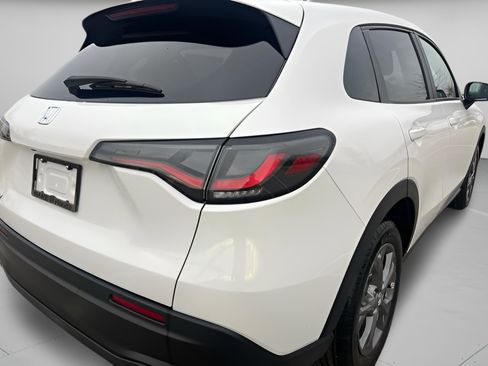 New 2026 Honda HR-V LX image 30
