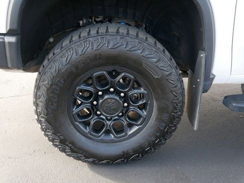 Used 2024 Chevrolet Silverado 2500 ZR2 w/ ZR2 Bison Edition image 6