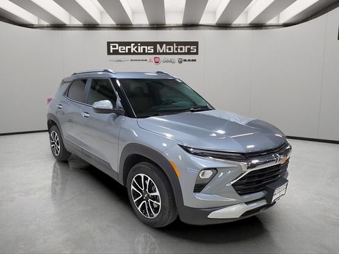 Used 2026 Chevrolet TrailBlazer LT AWD/4WD image 8