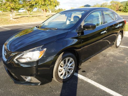 Used 2019 Nissan Sentra S w/ Appearance Package image 9