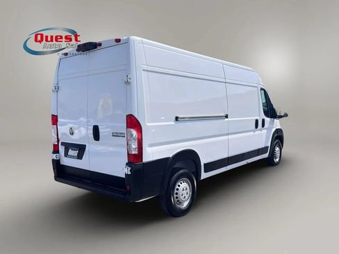 Used 2025 RAM ProMaster 2500 w/ Convenience Group FWD image 3