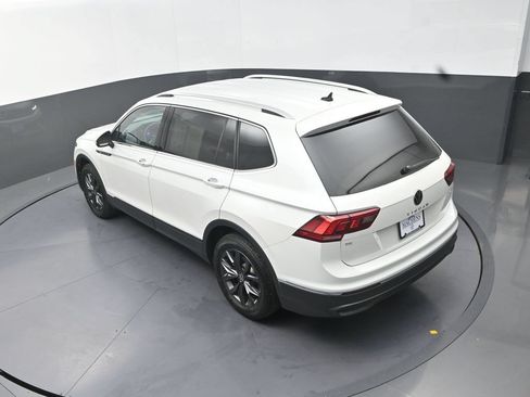 Used 2023 Volkswagen Tiguan SE AWD/4WD image 19