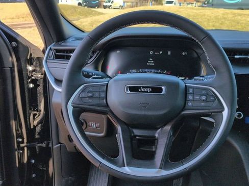 New 2026 Jeep Grand Cherokee Limited AWD/4WD image 19
