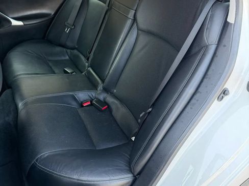 Used 2010 Lexus IS 250 RWD image 17