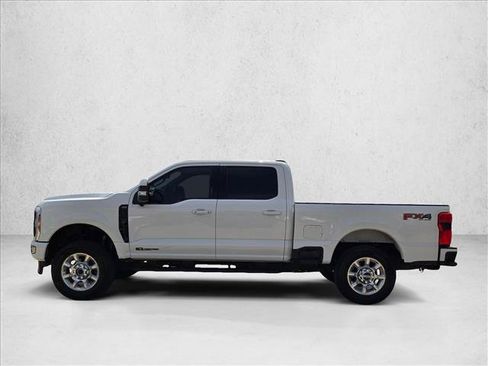 Used 2023 Ford F250 Lariat w/ Lariat Ultimate Package AWD/4WD image 8