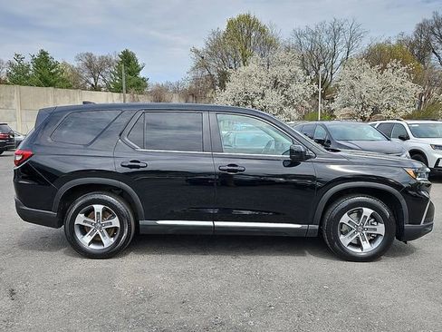 Certified 2024 Honda Pilot EX-L image 7