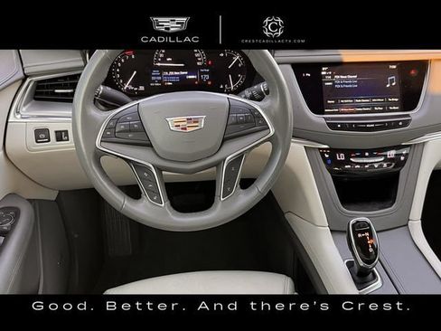 Used 2018 Cadillac XT5 Premium Luxury FWD image 10