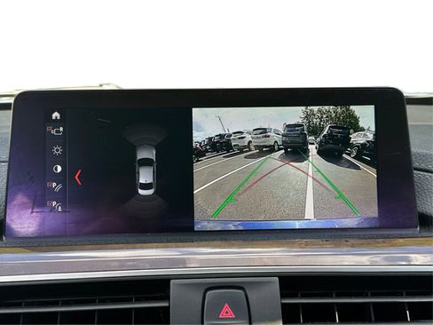 Used 2018 BMW 330i xDrive Sedan AWD/4WD image 27