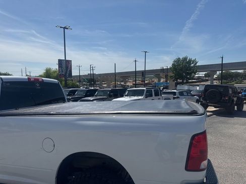 Used 2017 RAM 2500 Tradesman w/ Chrome Appearance Group AWD/4WD image 34