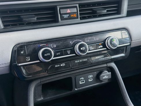 Certified 2023 Honda Pilot EX-L image 13