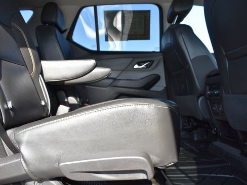 Used 2020 Chevrolet Traverse RS image 10