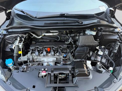Used 2021 Honda HR-V Sport image 35