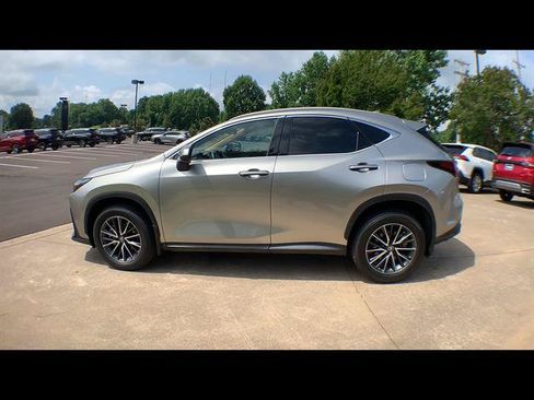 Certified 2025 Lexus NX 250 FWD w/ Cold Area Package image 5
