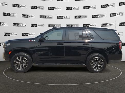 Used 2021 Chevrolet Tahoe Z71 w/ Z71 Off-Road Package AWD/4WD image 3