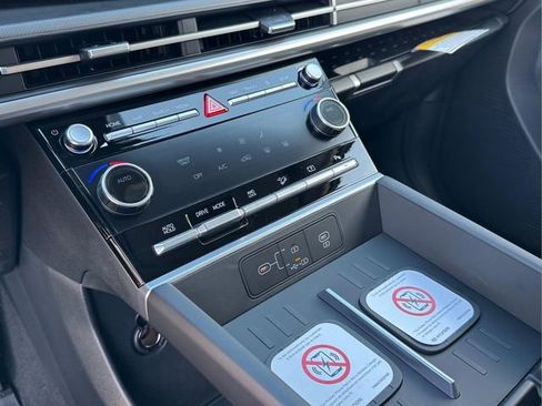 New 2026 Hyundai Santa Fe SE image 19