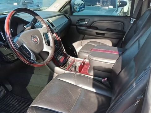 Used 2008 Cadillac Escalade EXT AWD/4WD image 10