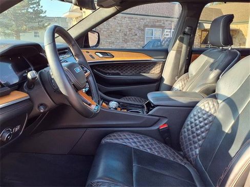 Used 2022 Jeep Grand Cherokee L Summit image 14