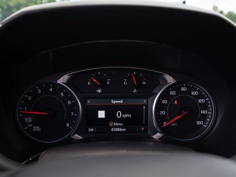 Used 2024 Chevrolet Equinox Premier FWD image 28
