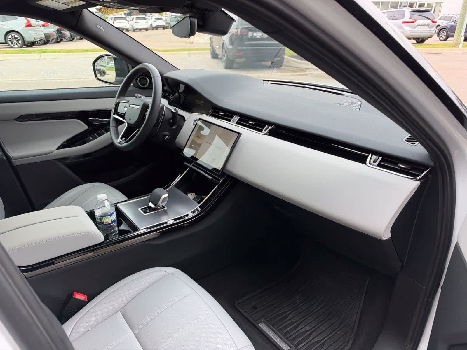 Certified 2026 Land Rover Range Rover Evoque S AWD/4WD image 13