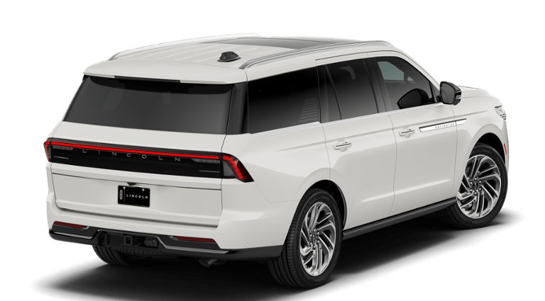 New 2027 Lincoln Navigator Reserve AWD/4WD image 3