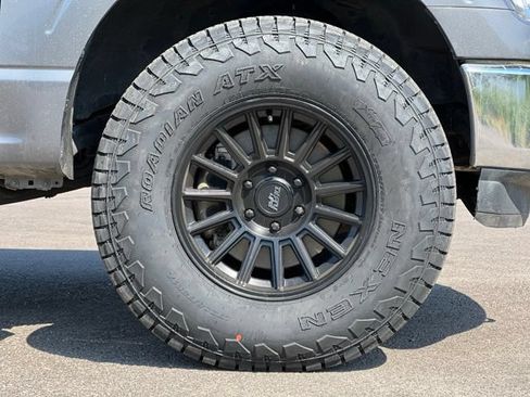 Used 2022 Ford F150 Lariat AWD/4WD image 10