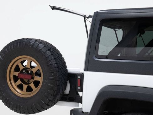 Used 2017 Jeep Wrangler Unlimited Sport w/ Quick Order Package 24S AWD/4WD image 76