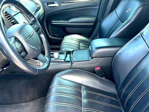 Used 2022 Chrysler 300 S RWD image 13