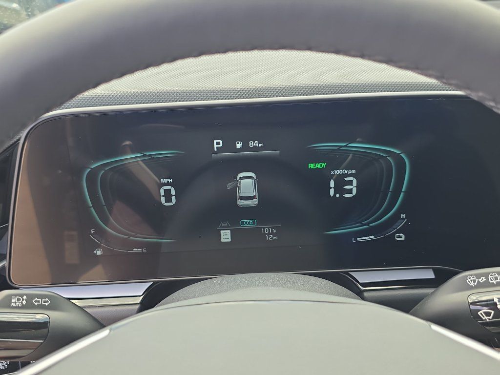 New 2026 Kia Niro SX Touring FWD image 33