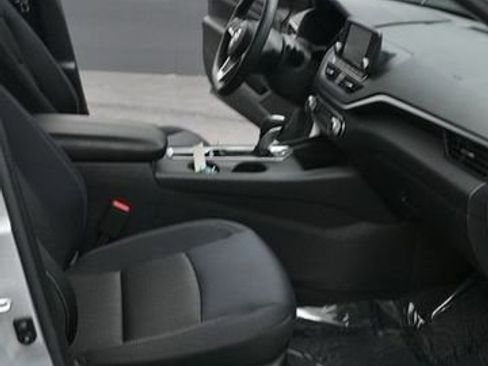 Used 2021 Nissan Altima 2.5 S FWD image 9
