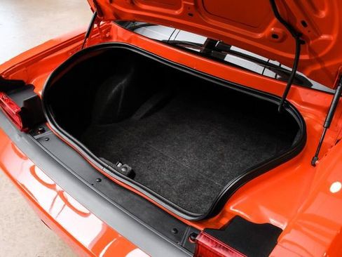 Used 2009 Dodge Challenger R/T image 29