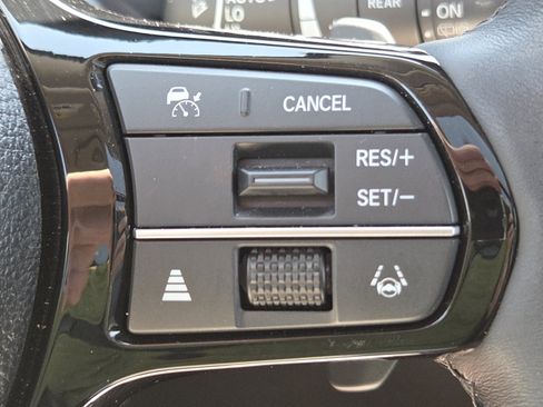 Certified 2024 Honda Pilot Elite image 12