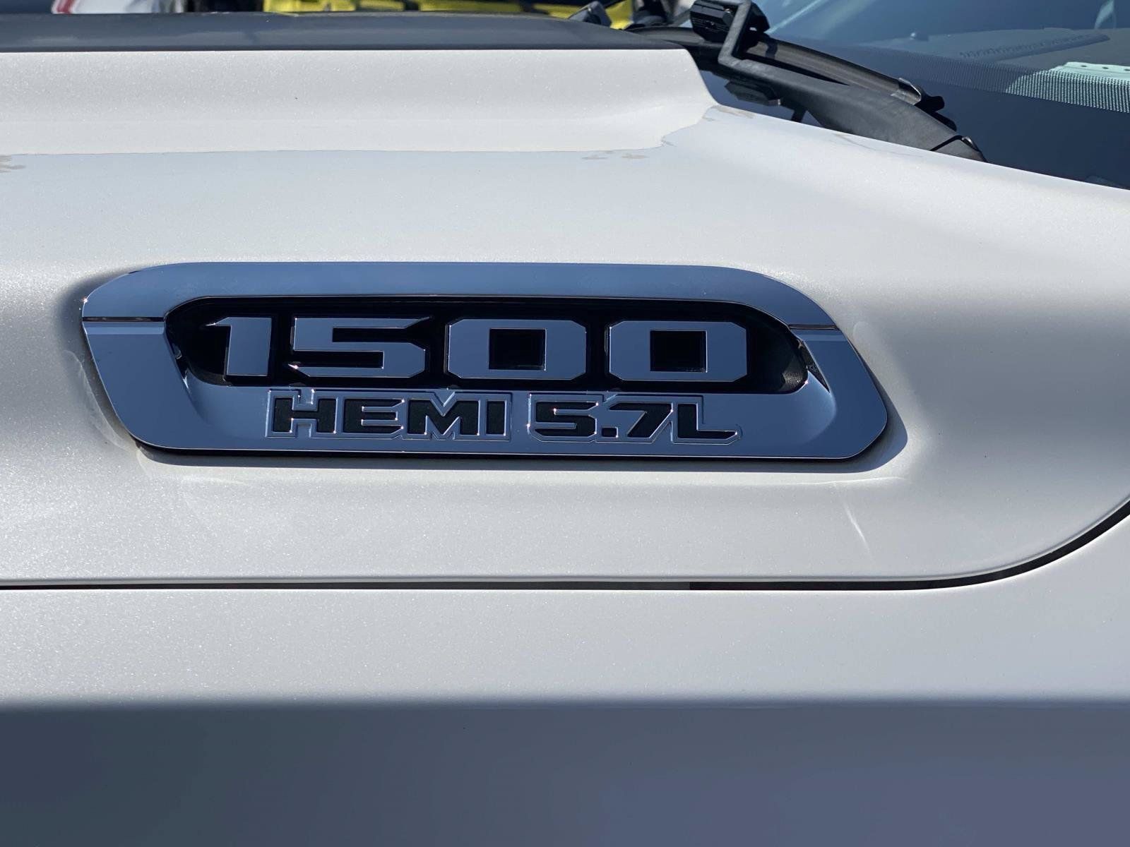 Used 2020 RAM 1500 Laramie AWD/4WD image 14