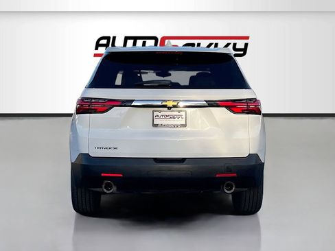 Used 2023 Chevrolet Traverse LS w/ Safety Package image 6