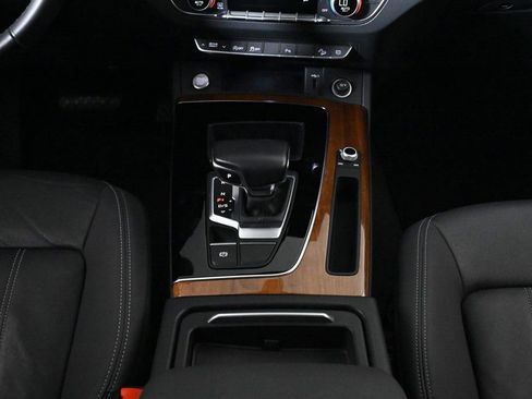 Certified 2022 Audi Q5 2.0T Premium w/ Convenience Package image 14