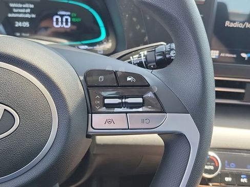 New 2026 Hyundai Elantra Hybrid FWD image 8