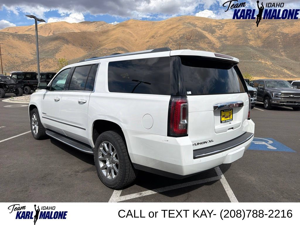 Used 2017 GMC Yukon XL Denali w/ Open Road Package AWD/4WD image 2