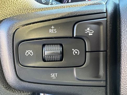 Used 2022 Chevrolet Silverado 1500 Custom AWD/4WD image 30