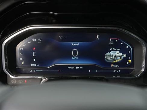 Used 2025 Chevrolet Silverado 3500 LT image 24