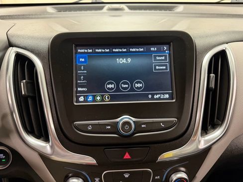 Used 2019 Chevrolet Equinox LS w/ LS Convenience Package FWD image 26